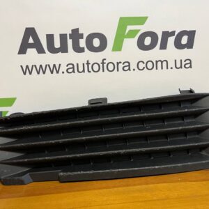 OPEL ZAFIRA B 13124988 решітка переднього бампера права