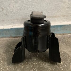 Подушка двигуна GS3L-39-060C
